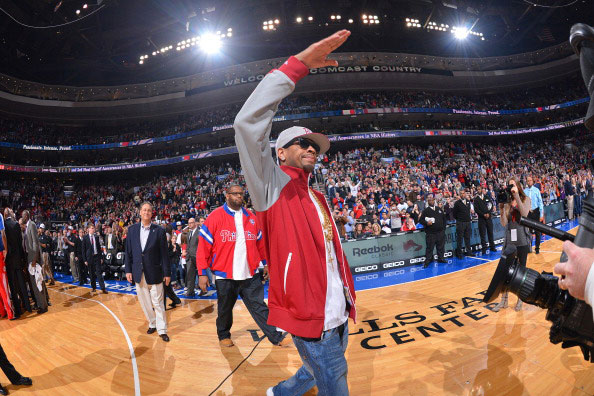 亚泰0比4国安-赛后复盘（国安4-0完胜亚泰：赛后复盘）