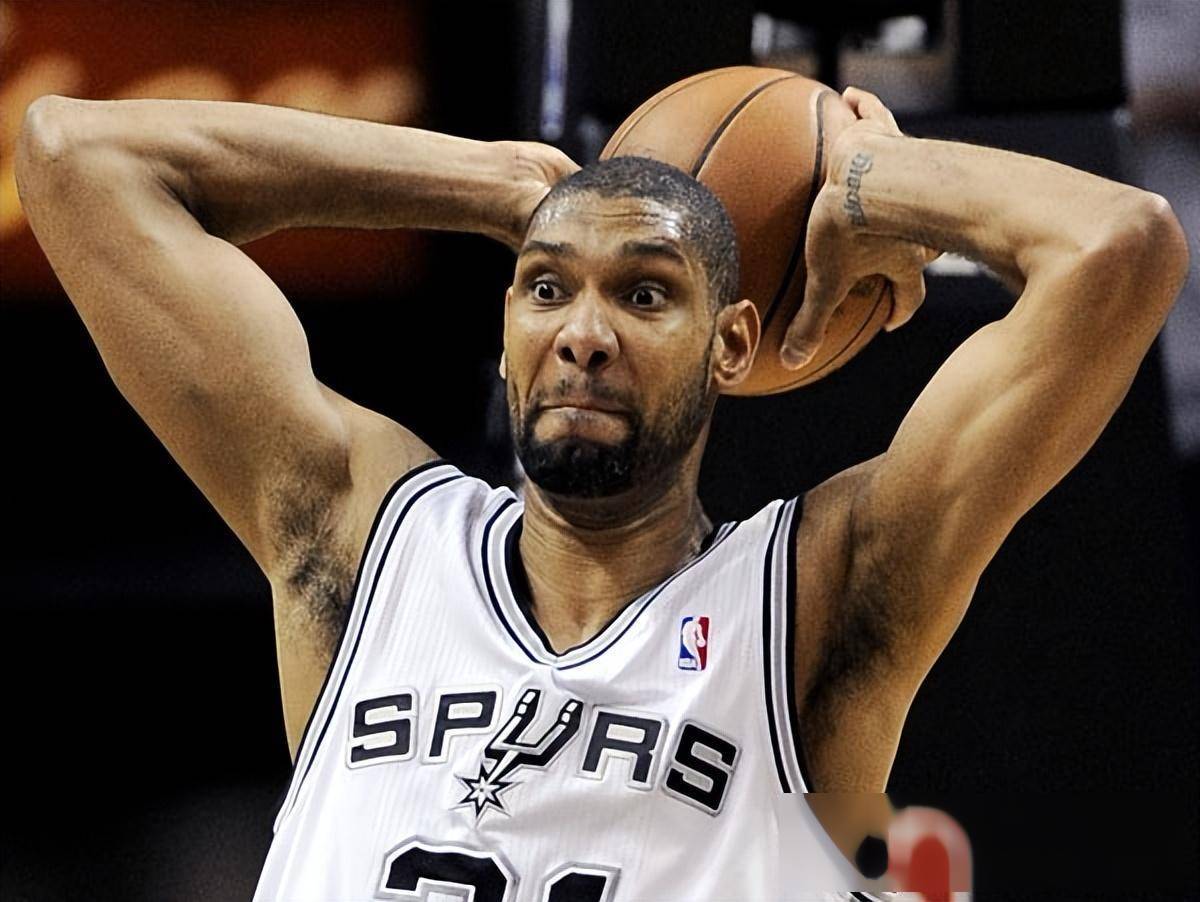 广东男篮末节逆转浙江（广东男篮末节翻盘浙江）