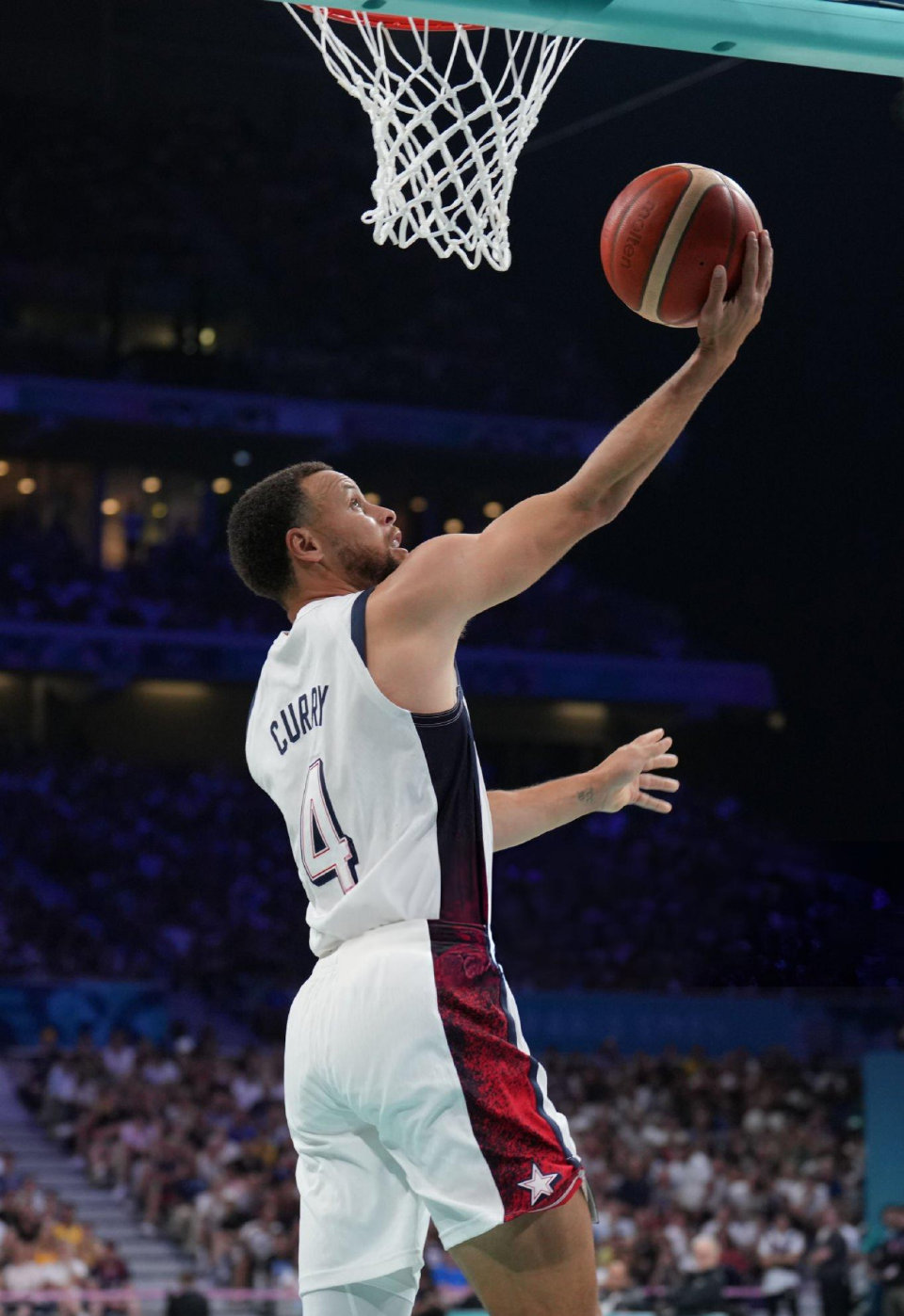 6枚金牌告急！王励勤走险棋，48岁新帅真能顶住吗？（六金岌岌可危！王励勤出险招，48岁新帅能扛住吗？）