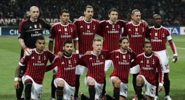 克罗斯：绿茵场上的精准指挥官（克罗斯：中场精确制导者）